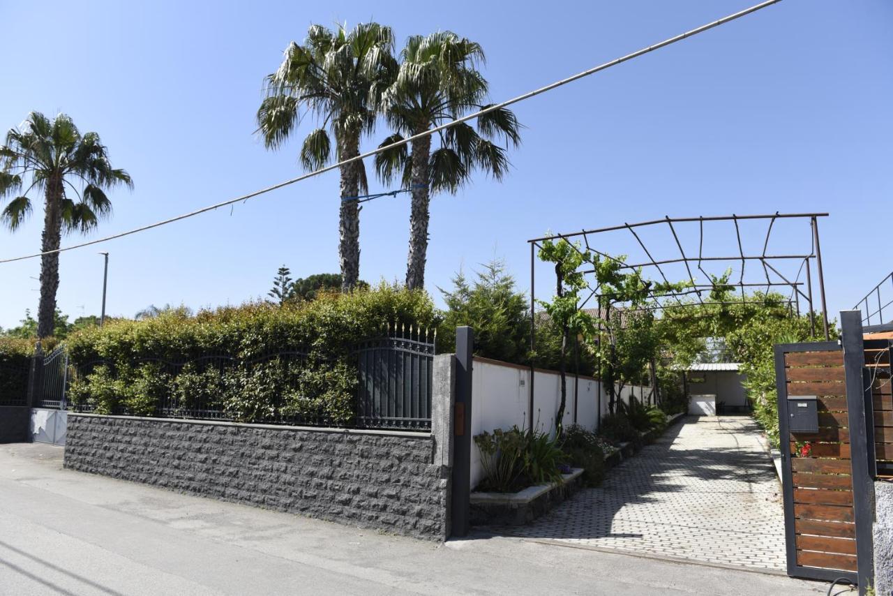 Villa Amelie Fondachello  Exterior foto